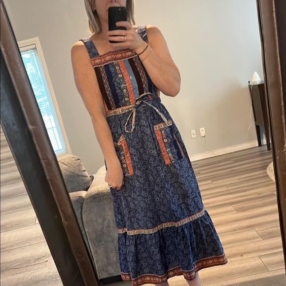 suttles and Seawinds Dresses & Skirts - Suttles and Seawinds pinafore wrap dress size small / medium